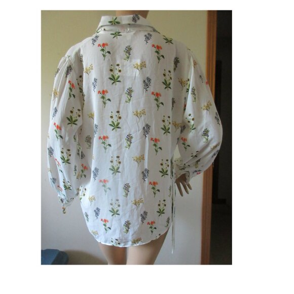 Stunning Designer Blouse from KOTON EUR 44 UK 16 US 14 New With Tags - Picture 2 of 2